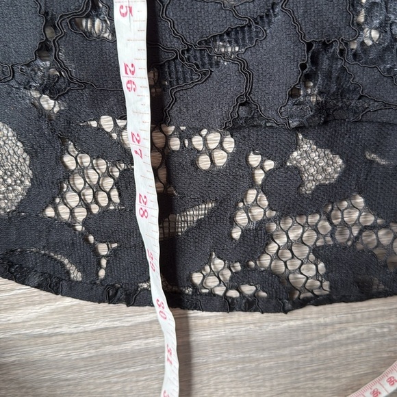 Diane Von Furstenberg Lorelei Two Bloom Black Jacquard Lace Button down 6 - Picture 10 of 10